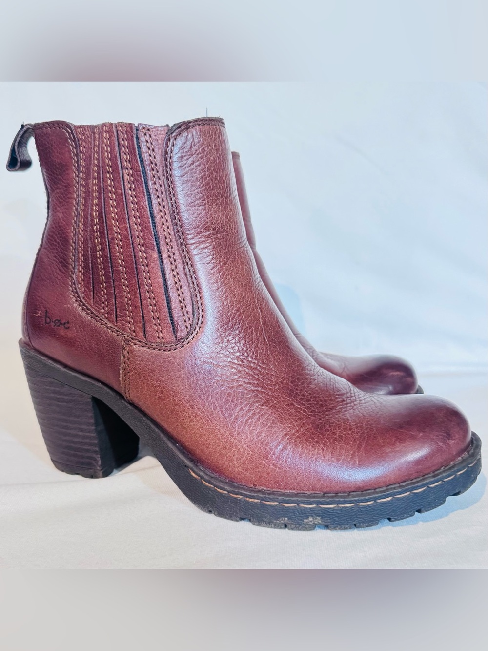 BOC Born Concept Brown Leather Chelsea Ankle Boots Block Heel Women's Size 6.5
